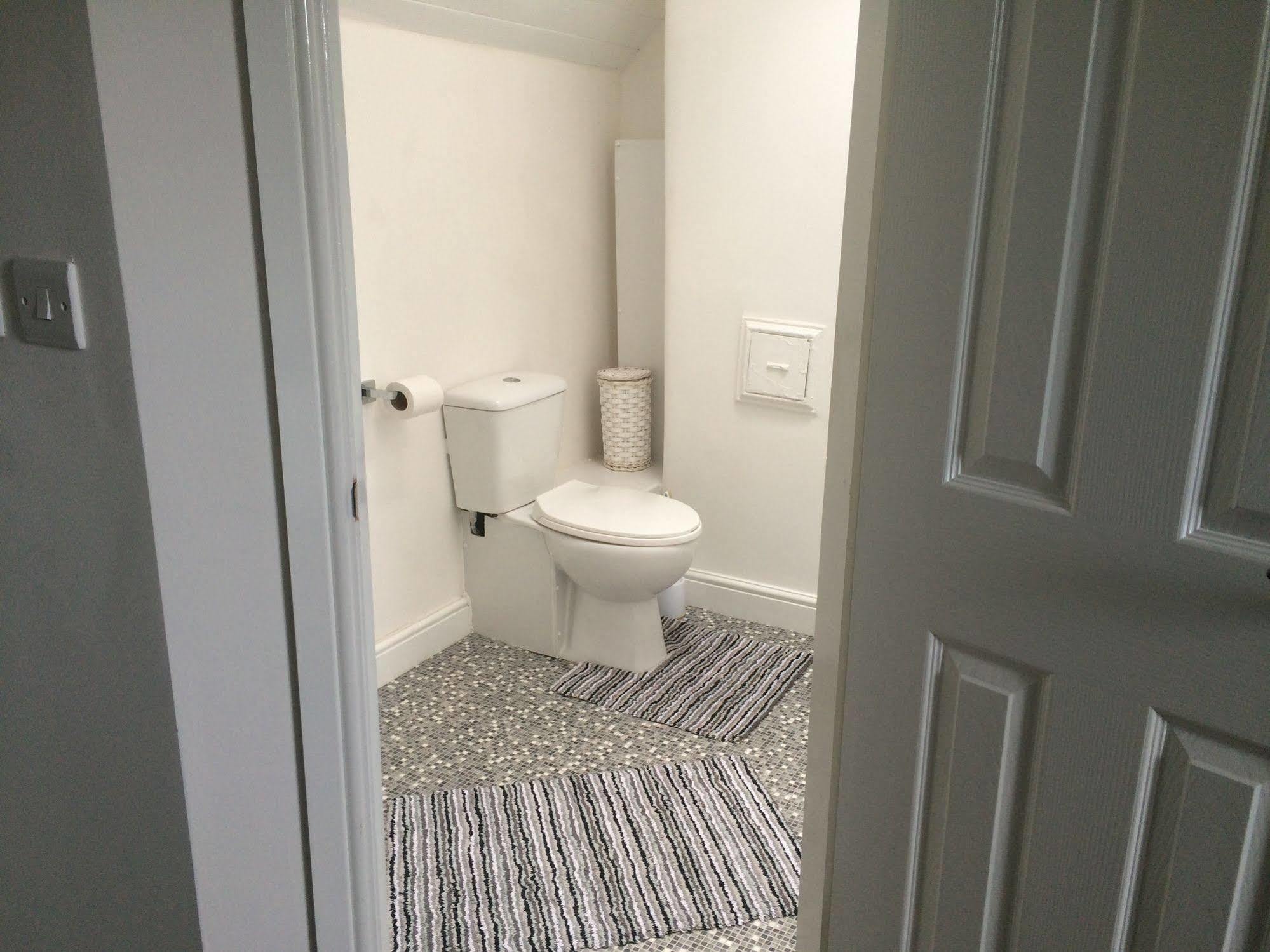 Regent Serviced Suites Doncaster Bagian luar foto